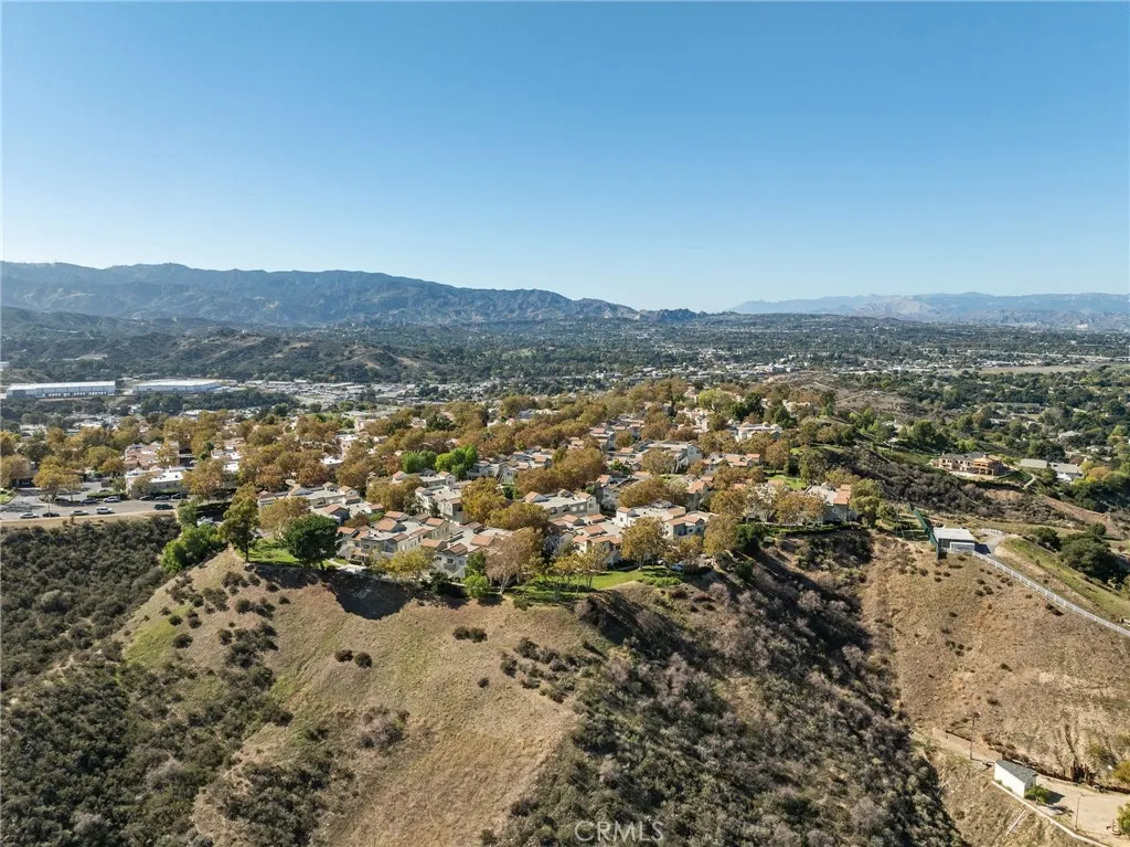 24496 Valle Del Oro 204, Newhall, California 91321 home-pic-24